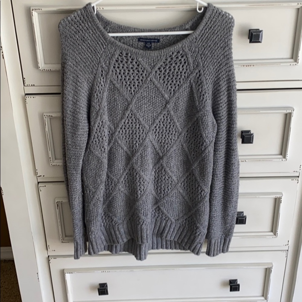 Women’s American eagle sweater